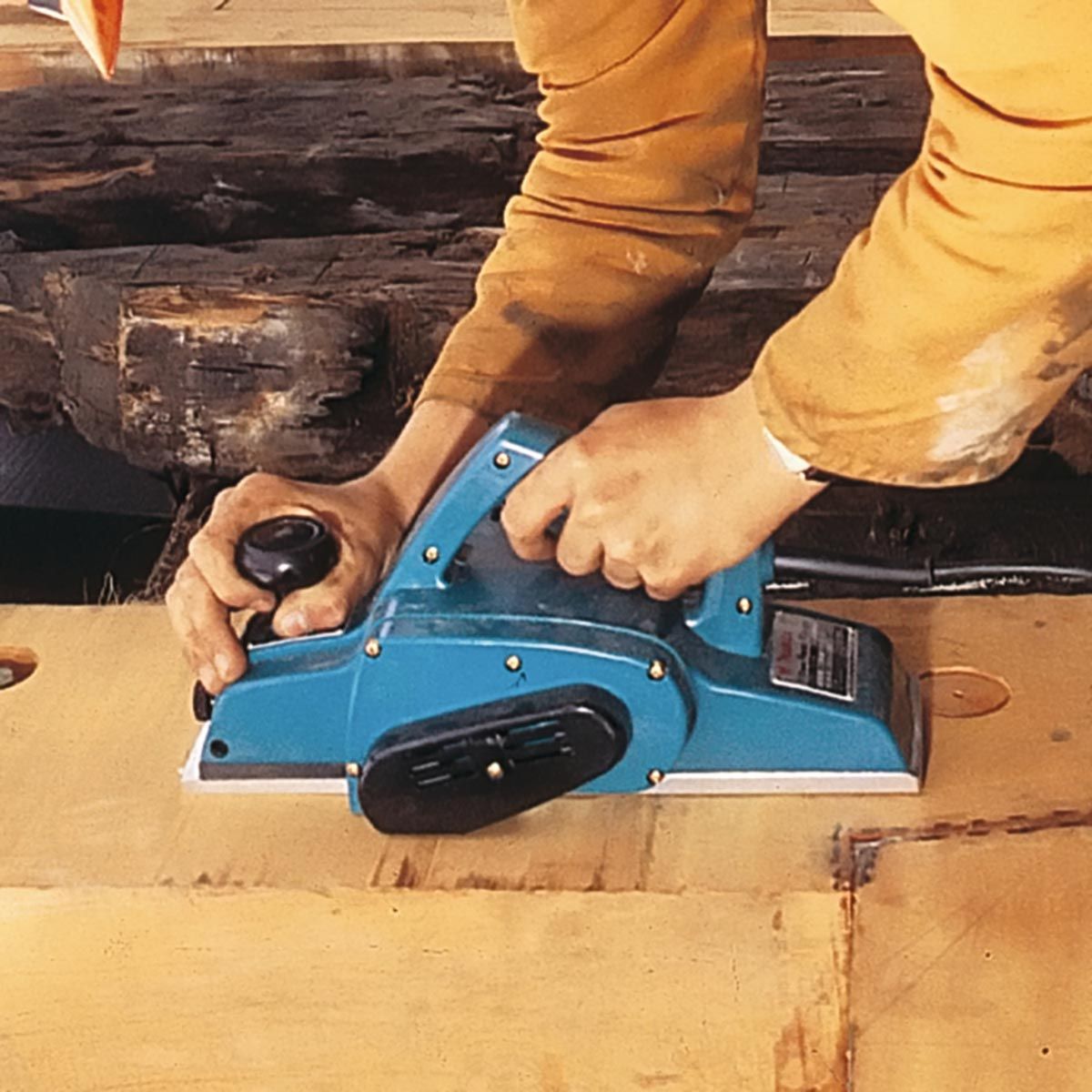 Makita Håndhøvel 840W 110mm 1911B