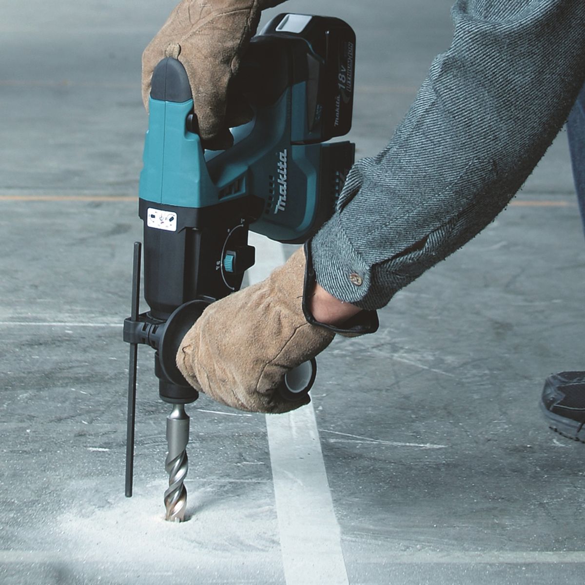 Makita Borhammer 18V LXT ® SDS-Plus DHR243RTJW