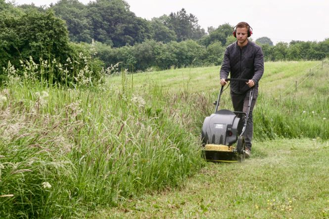 Hovedbilde Bensindrevet Gresstrimmer på hjul 4-takt 173cc ...