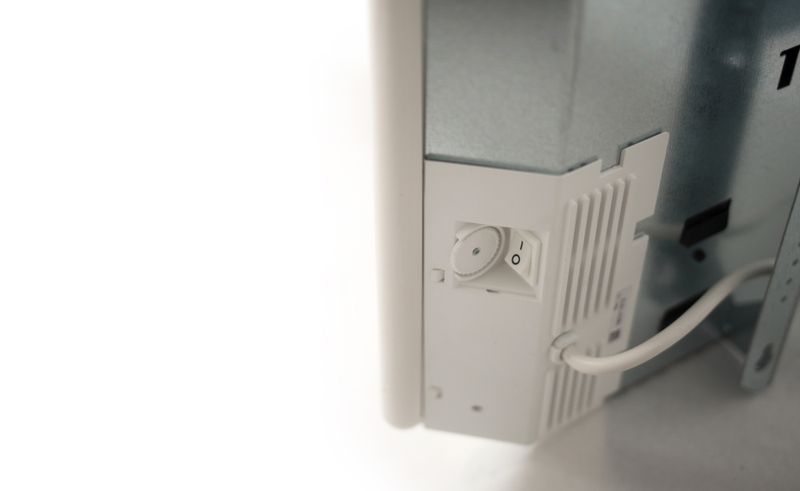 Beha Panelovn Listovn Smartovn med stålfront og Wifi - 1000W - Hvit LV 10 - Norskutviklet varmeovn