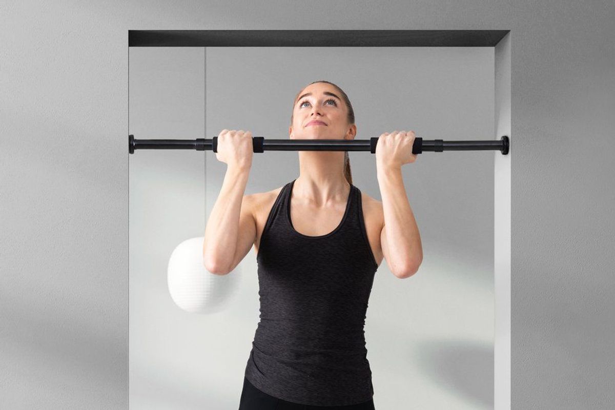 Pull-Up Bar - Atom
