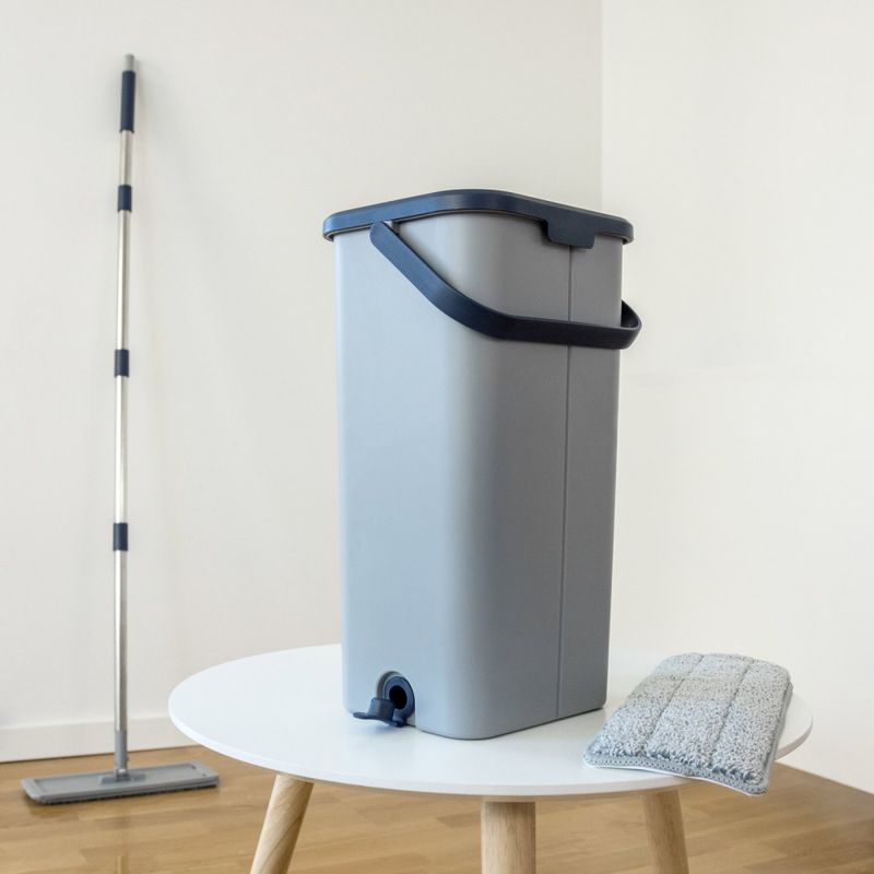 Moppesett - Mopp med Bøtte og 2 Mikrofibermopper