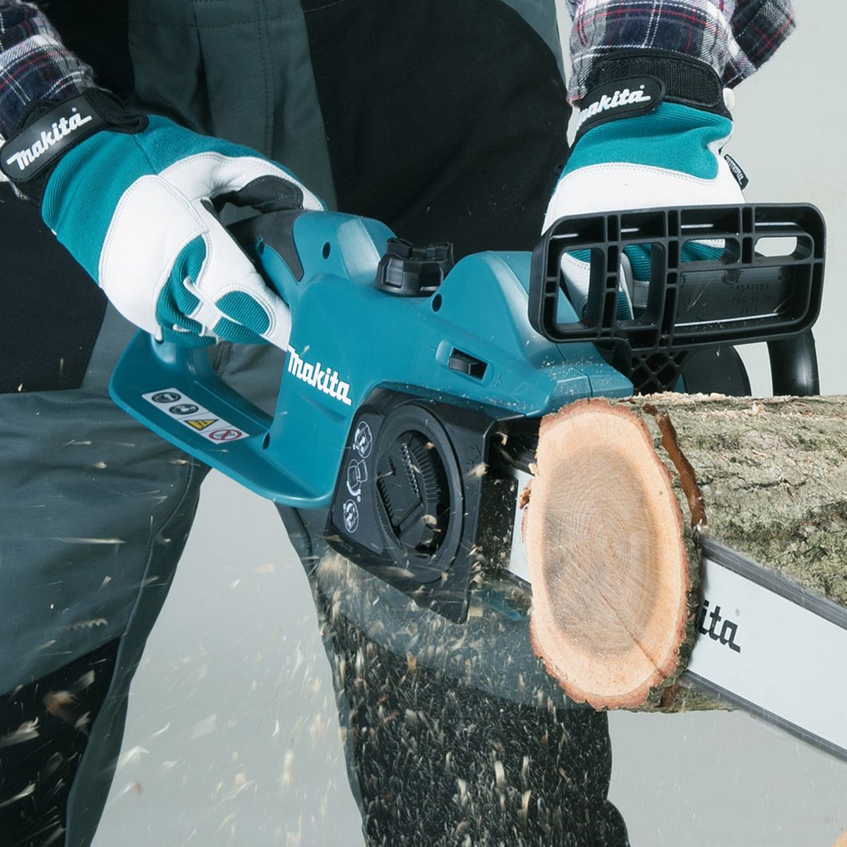 Makita Kjedesag 1800W 30cm UC3041A