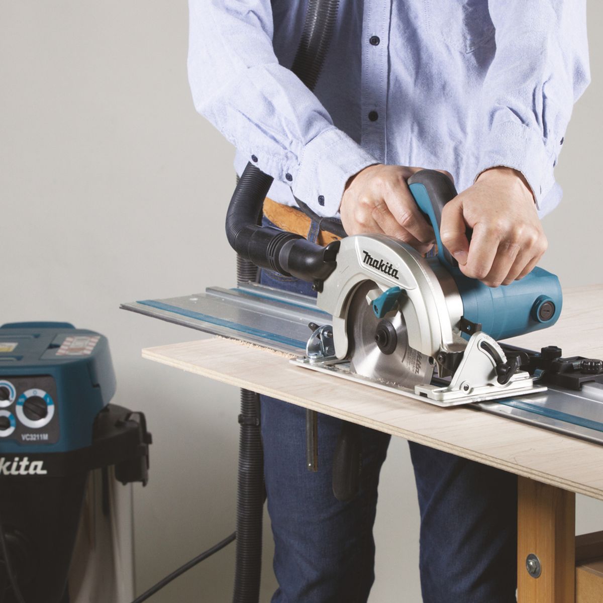 Makita Sirkelsag 1050W 165mm HS6601