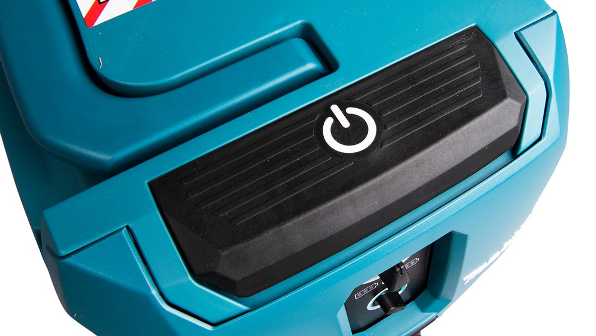 Makita Støvsuger Våt/Tørr 40V XGT ® 15L VC003GLZ