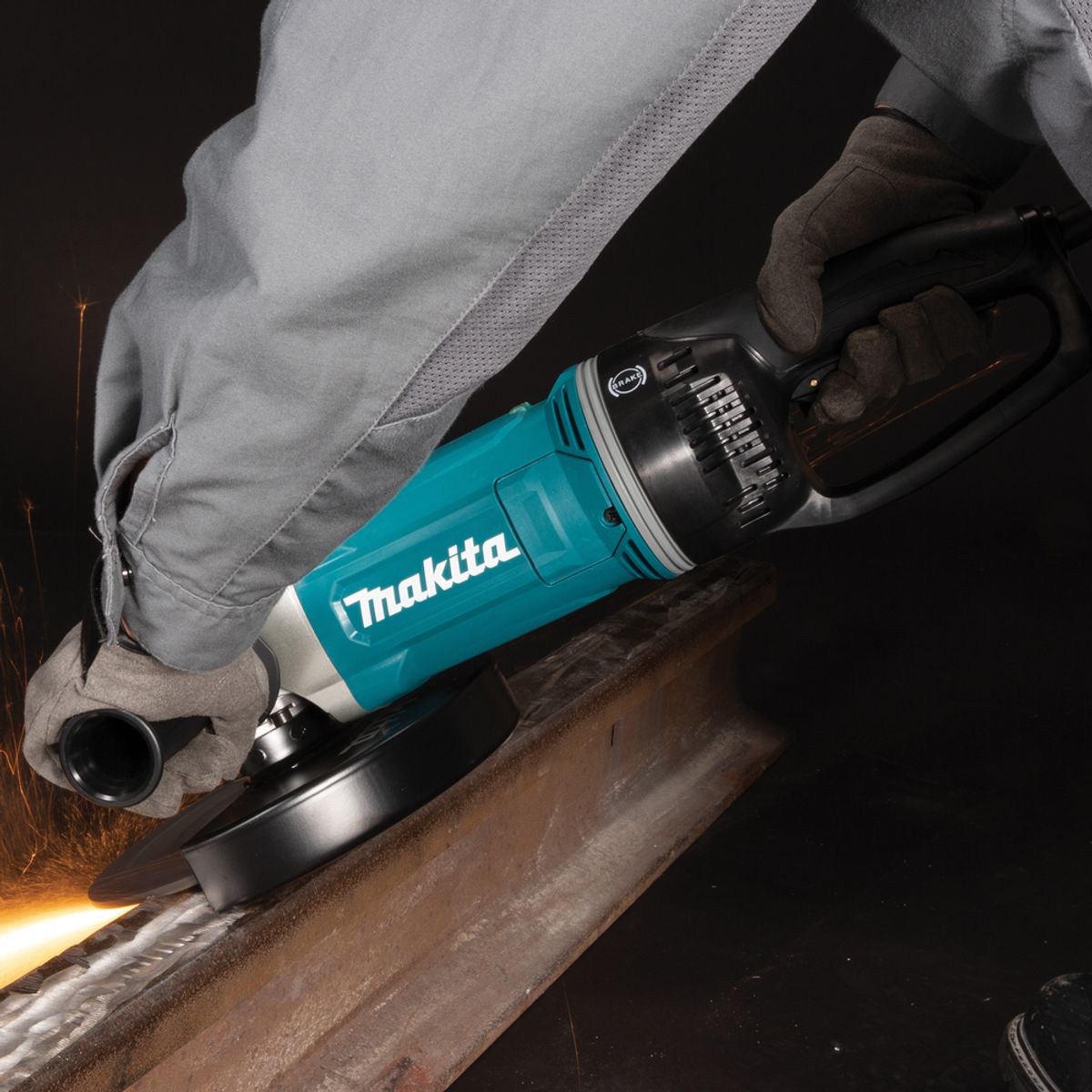 Makita Vinkelsliper 2800W 230mm GA9071X1