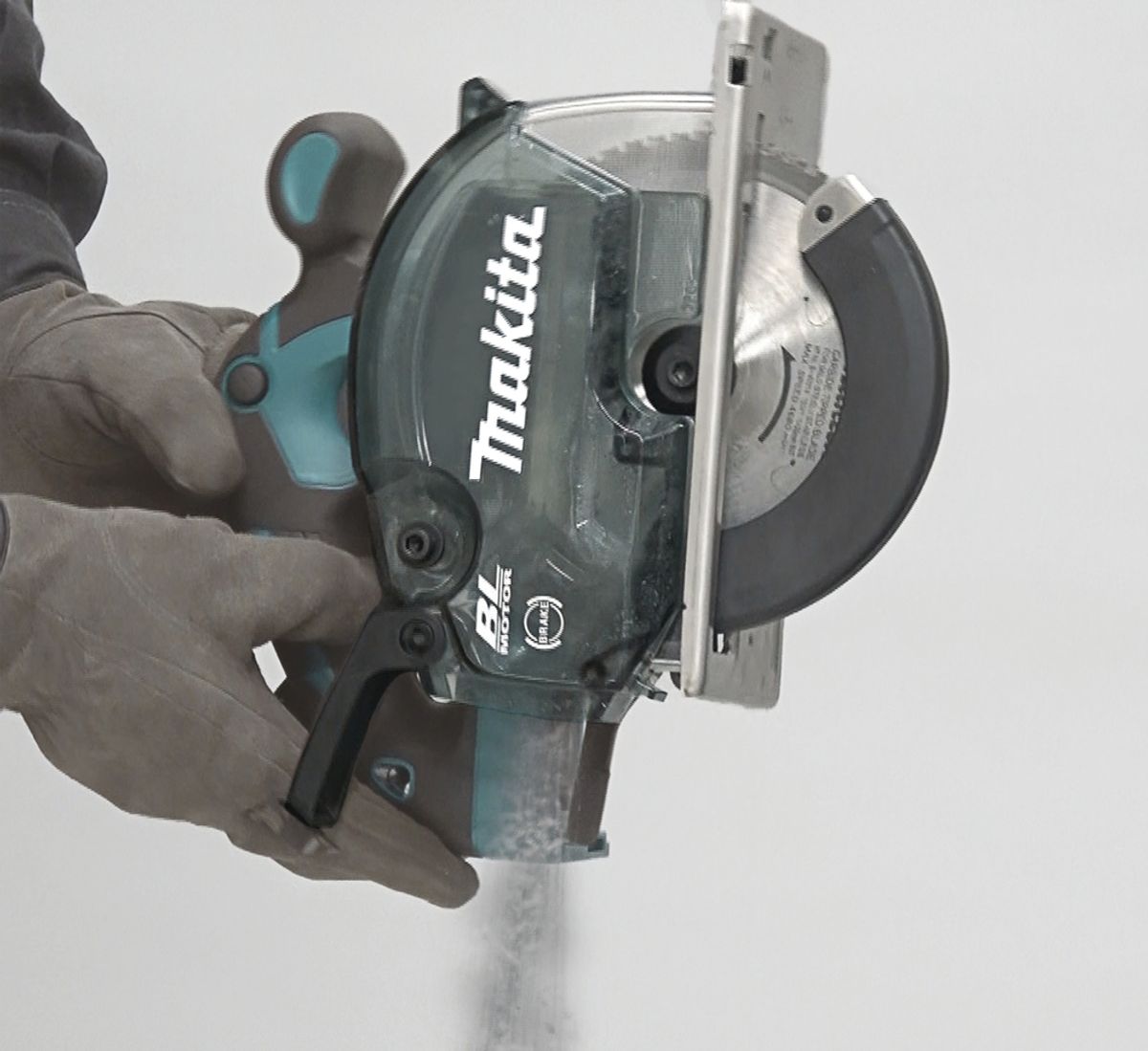 Makita Sirkelsag 18V LXT ® 150mm DCS553Z
